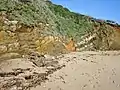 Falaise en arrière de la plage du Bas-Pouldu.