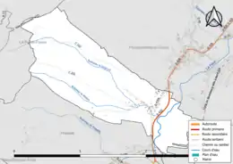 Carte en couleur présentant le réseau hydrographique de la commune