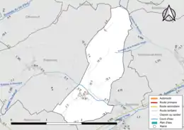 Carte en couleur présentant le réseau hydrographique de la commune