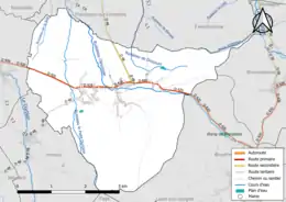 Carte en couleur présentant le réseau hydrographique de la commune