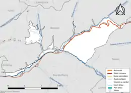 Carte en couleur présentant le réseau hydrographique de la commune