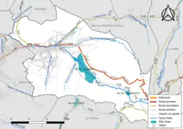 Carte en couleur présentant le réseau hydrographique de la commune