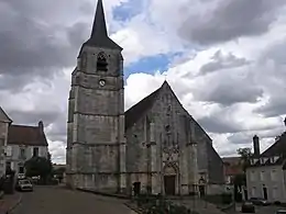 Église Saint-Symphorien de Treigny