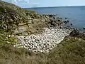 Emplacement d'une ancienne carrière de granite le long du littoral à Poulgoazec