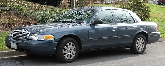 Ford Crown Victoria LX de 2003-2007