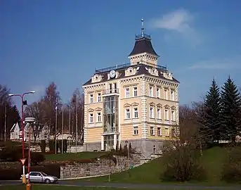 Aš : hôtel de ville.