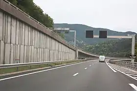 Vue des tabliers du viaduc de Frébuge