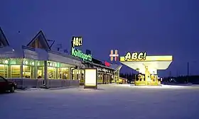 La station d'essence ABC de Pudasjärvi.