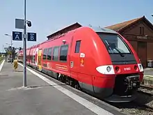 Un AGC B81500 en gare de Carmaux