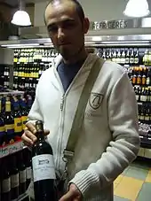 Bouteilles de l'AOC Buzet en supermarché