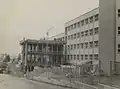  Construction du lycée Renoir à Limoges, vu depuis la rue Sainte Claire en 1966.