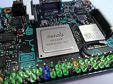 Description de l'image ASUS Tinkerboard (32835640704).jpg.