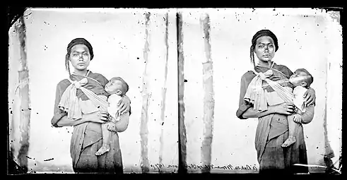 1871. Jeune femme Baksa et son enfant. Taïwan. Négatif au collodion