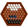 Le joueur avec les billes noires commence. Il décide de déplacer latéralement un ensemble de trois billes contiguës.