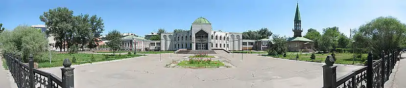 Le musée Abaï de la littérature (ru).
