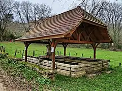 Lavoir-abreuvoir.