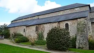 Façade latérale droite.