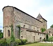 L’église de la Purification de l’ancienne abbaye de Saint-Polycarpe, village de Saint-Pylocarpe, Aude.