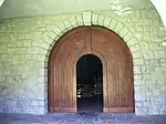 Portail d'accès à l'église par le cloître