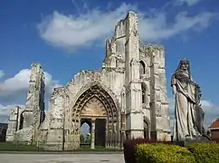 Vue de la façade d'entrée principale