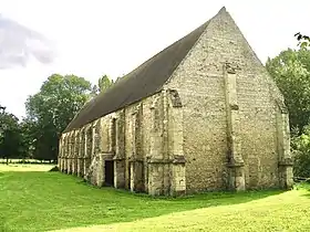 L'abbaye Saint-Étienne de Fontenay (bâtiment conventuel du XIIIe siècle).