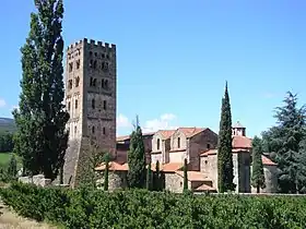 L'abbaye Saint-Michel de Cuxa, au sud de Prades.