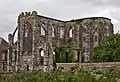 Ruines de l'église abbatiale de l'abbaye d'Aulne.