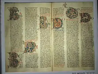 Manuscrit et enluminure de l'ancien scriptorium.
