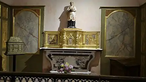 Statue de saint Papoul, reliquaire et tabernacle