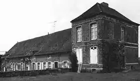 L'ancienne abbaye de Ghislenghien en 1917.