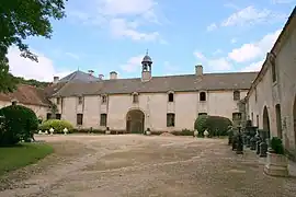 Première cour intérieure.