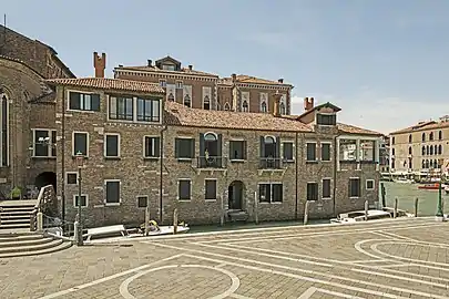 La façade de l'Abbazia San Gregorio et le Campo della Salute