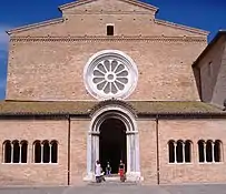 Façade de l’Abbaye de Chiaravalle di Fiastra