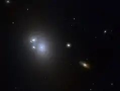 NGC 6166 par le télescope spatial Hubble.