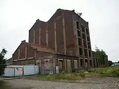 L'ancienne râperie distillerie.