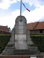 Le monument aux morts.