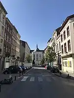 Abside de l'église Saint Boniface d'Ixelles, en perspective depuis la rue Jules Bouillon