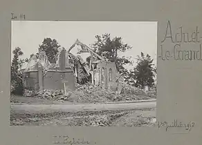 Ruines de l'église en 1917.