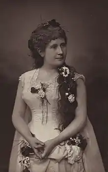 Description de l'image Adèle Isaac by Wilhelm Benque 1883.jpg.