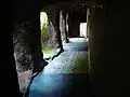 Couloir à l'intérieur de l'église