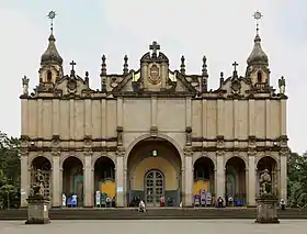 Addis abeba, chiesa della trinità, esterno 02