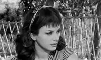 Sandra Milo dans sa jeunesse, en bas dans Adua et ses compagnes (1960).