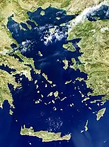Image satellite de la mer Égée montrant les îles Égéennes.