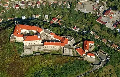 Château de Palanok : vue aérienne.