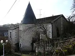 Maison ancienne dans le bourg.