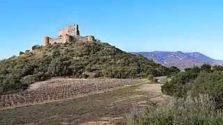 Le Mont Tauch en arrière plan.