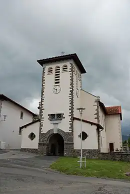 Ahaxe-Alciette-BascassanAhaxe : église Saint-Julien-d'Antioche(43° 09′ 01″ N, 1° 09′ 52″ O)