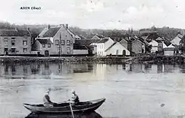 Le passeur d'eau à Ahin +- 1914.