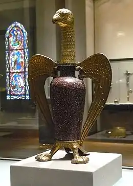 L'Aigle de Suger est une aiguière liturgique française du XIIe siècle contenant un vase antique romain en porphyre.