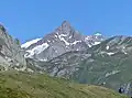 Aiguille des Glaciers vue du col du Petit-Saint-Bernard.